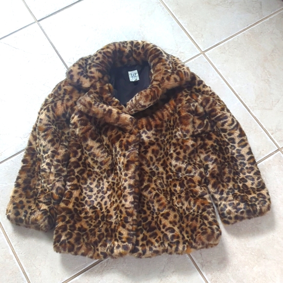 Girls leopard winter jacket pea coat Gap size medium , size 8 girls - Picture 1 of 8